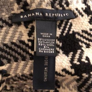 Banana Republic Wool Cashmere Wrap Muffler